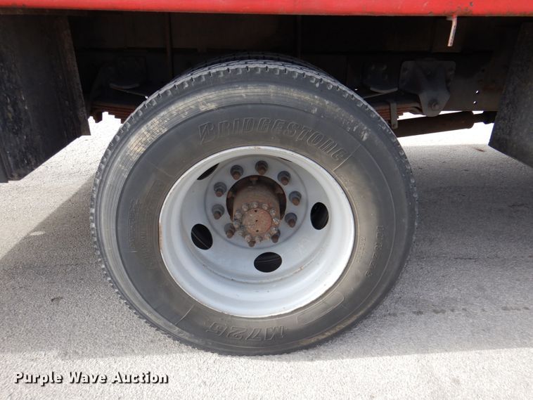 image for item DK1276 2001 Chevrolet C6500  utility / service truck