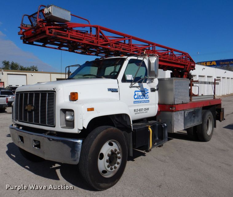 image for item DK1277 1995 Chevrolet Kodiak  flatbed truck with boom ladder