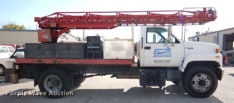 image for item DK1277 1995 Chevrolet Kodiak  flatbed truck with boom ladder