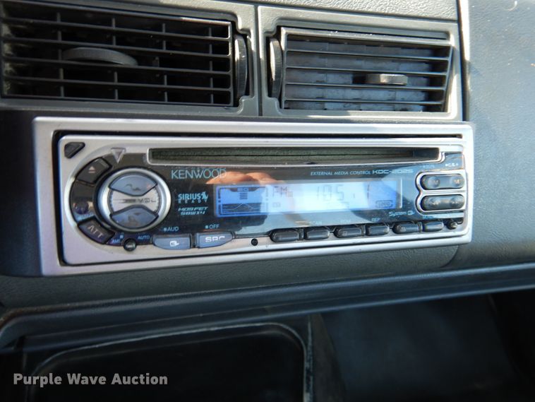 image for item DK1277 1995 Chevrolet Kodiak  flatbed truck with boom ladder