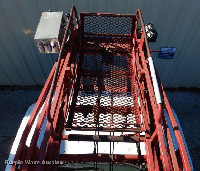 image for item DK1277 1995 Chevrolet Kodiak  flatbed truck with boom ladder