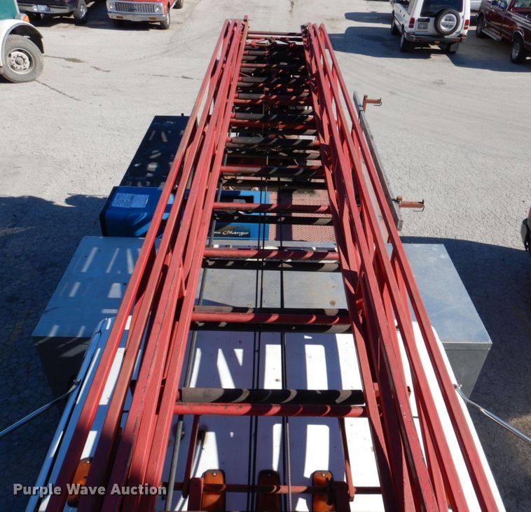 image for item DK1277 1995 Chevrolet Kodiak  flatbed truck with boom ladder