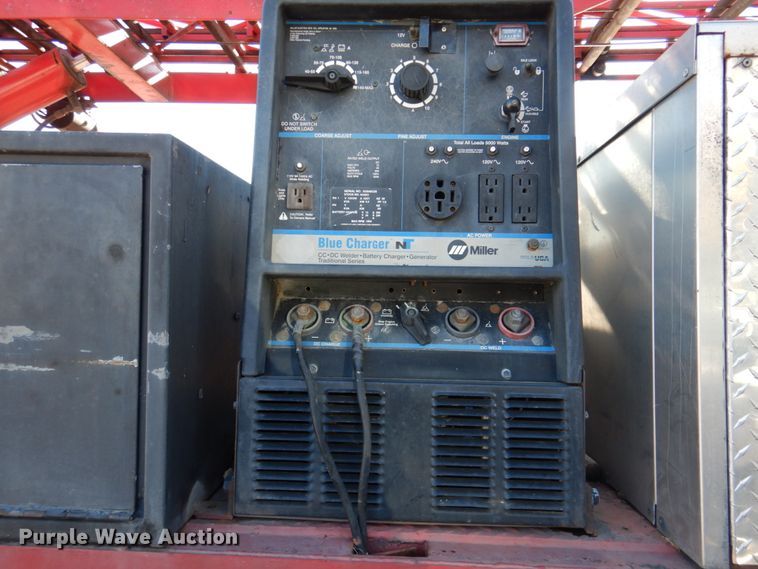 image for item DK1277 1995 Chevrolet Kodiak  flatbed truck with boom ladder