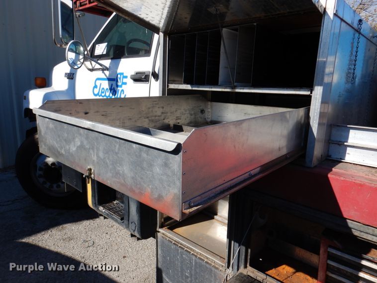 image for item DK1277 1995 Chevrolet Kodiak  flatbed truck with boom ladder