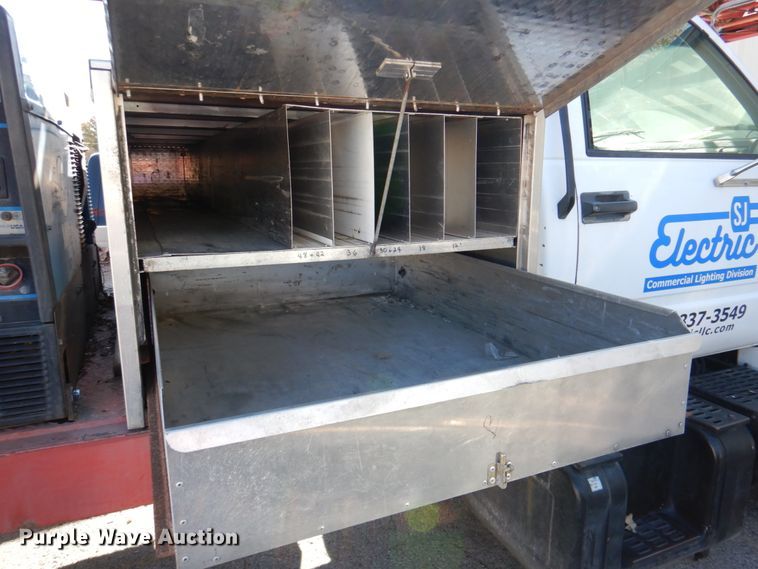 image for item DK1277 1995 Chevrolet Kodiak  flatbed truck with boom ladder