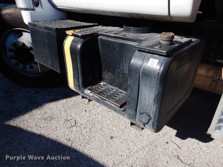 image for item DK1277 1995 Chevrolet Kodiak  flatbed truck with boom ladder