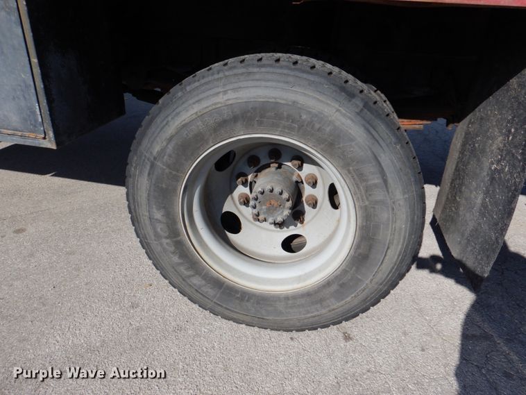 image for item DK1277 1995 Chevrolet Kodiak  flatbed truck with boom ladder