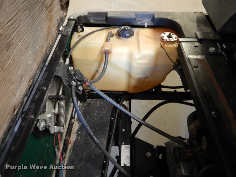 image for item DK1327 2010 EZGO ST400  utility vehicle