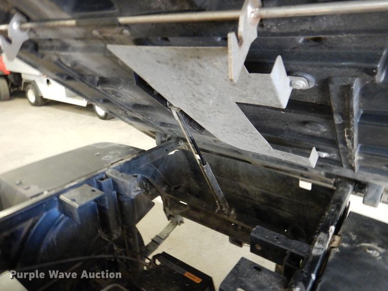 image for item DK1327 2010 EZGO ST400  utility vehicle