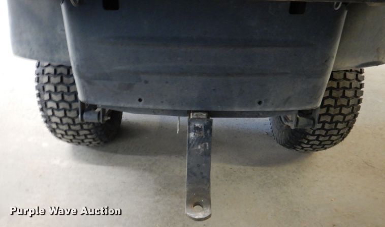 image for item DK1327 2010 EZGO ST400  utility vehicle