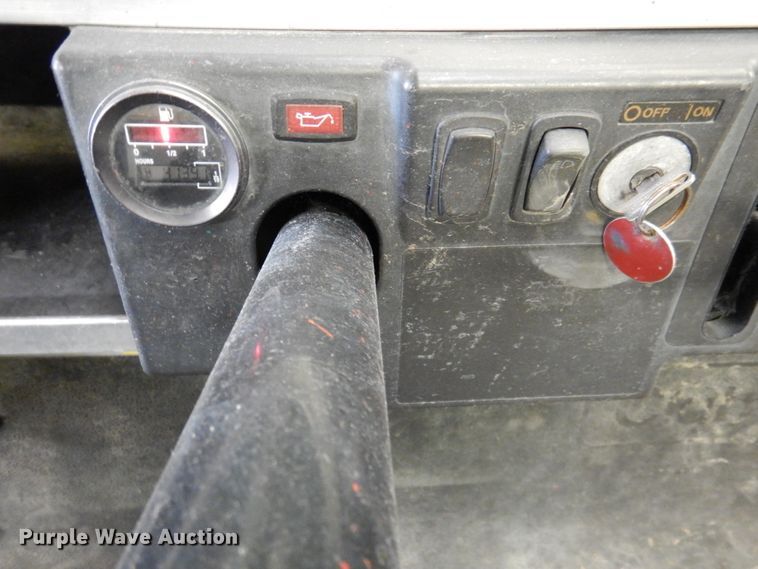 image for item DK1328 2007 Club Car Turf 2  utility vehicle