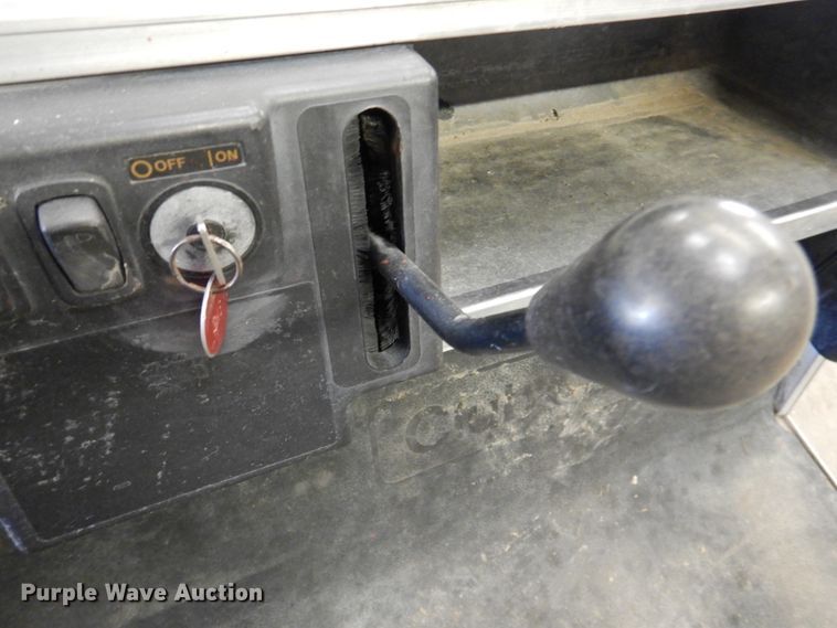 image for item DK1328 2007 Club Car Turf 2  utility vehicle