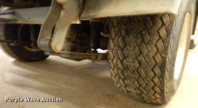 image for item DK1328 2007 Club Car Turf 2  utility vehicle