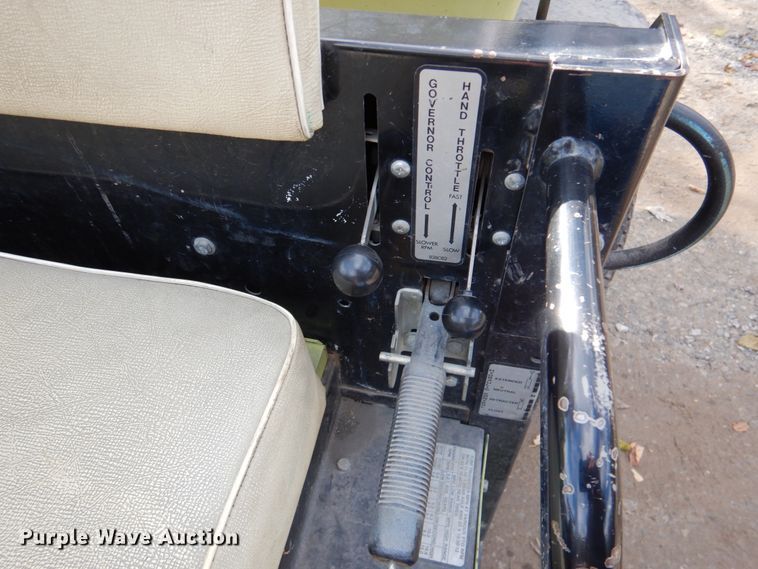 image for item DK1329 1992 Cushman 898630  utility vehicle