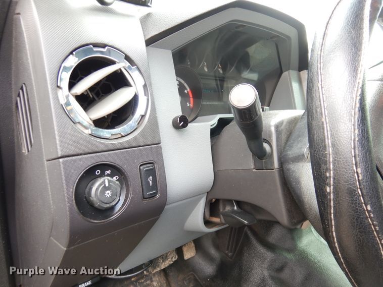 image for item DK3108 2012 Ford F550 Super Duty XLT  SuperCab flatbed truck