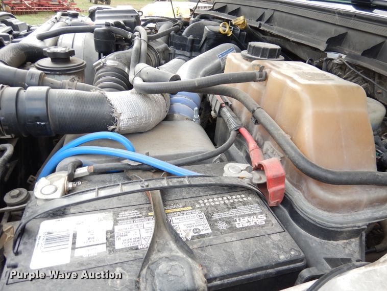 image for item DK3108 2012 Ford F550 Super Duty XLT  SuperCab flatbed truck