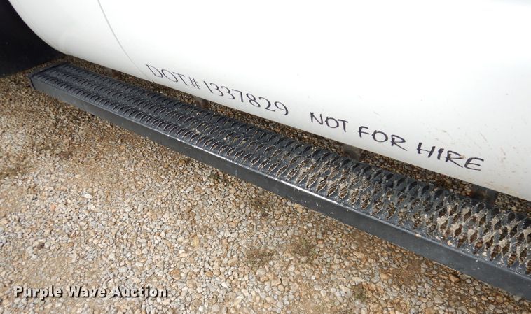 image for item DK3108 2012 Ford F550 Super Duty XLT  SuperCab flatbed truck