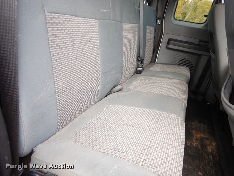 image for item DK3108 2012 Ford F550 Super Duty XLT  SuperCab flatbed truck