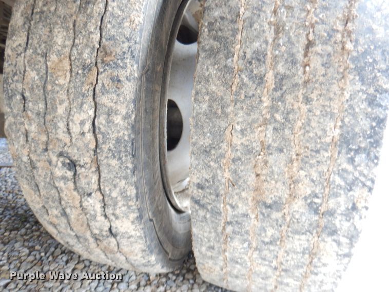 image for item DK3108 2012 Ford F550 Super Duty XLT  SuperCab flatbed truck