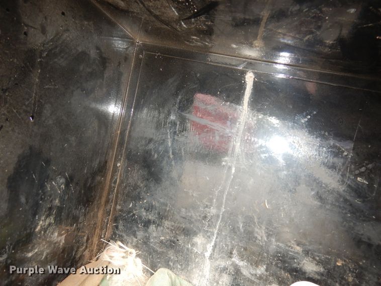 image for item DK3108 2012 Ford F550 Super Duty XLT  SuperCab flatbed truck