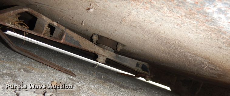 image for item DK3121 Wolverine  6' W skid steer rotary mower