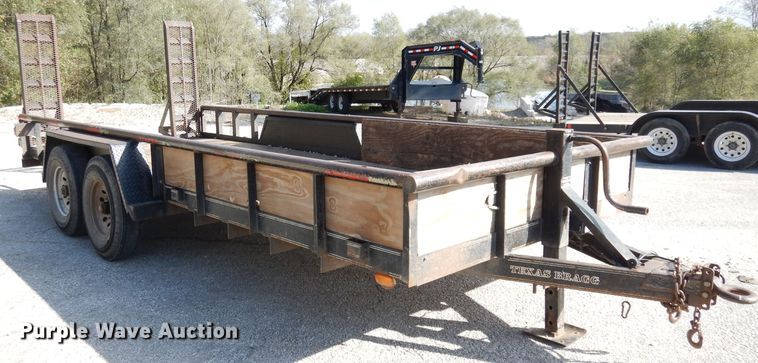 image for item DK3123 2004 Texas Bragg  equipment trailer