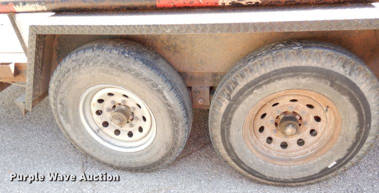 image for item DK3123 2004 Texas Bragg  equipment trailer