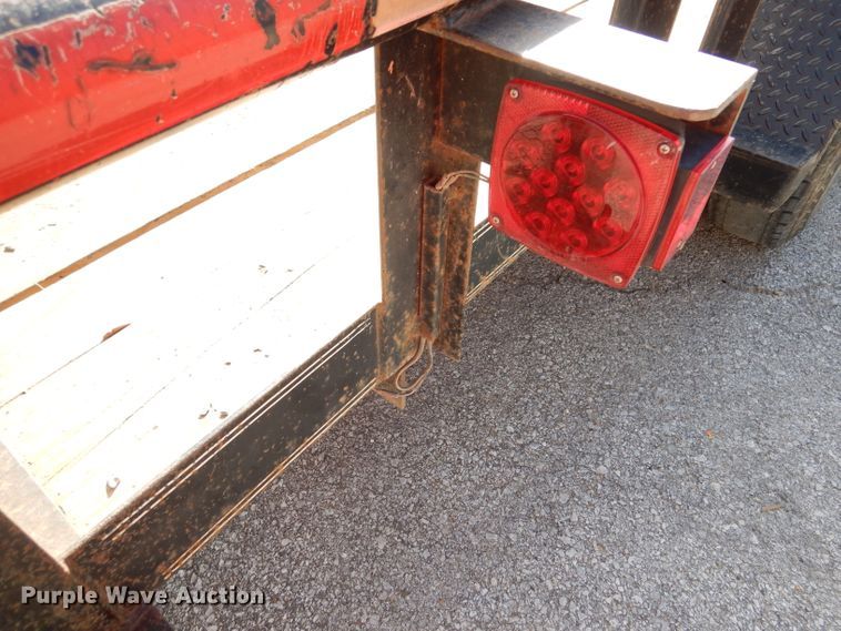 image for item DK3123 2004 Texas Bragg  equipment trailer