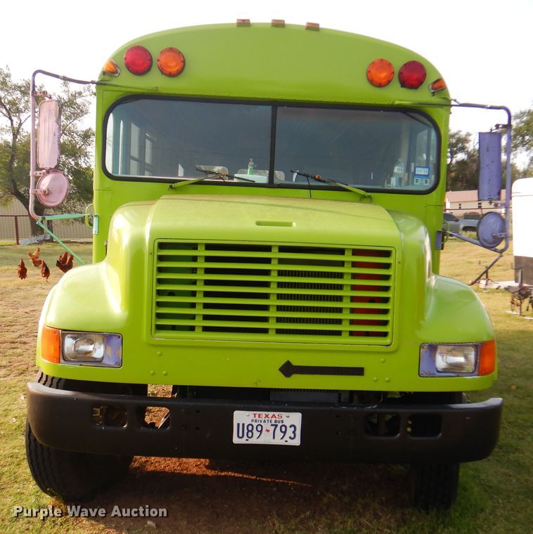 image for item DK8204 1995 International 3800 Blue Bird  school bus