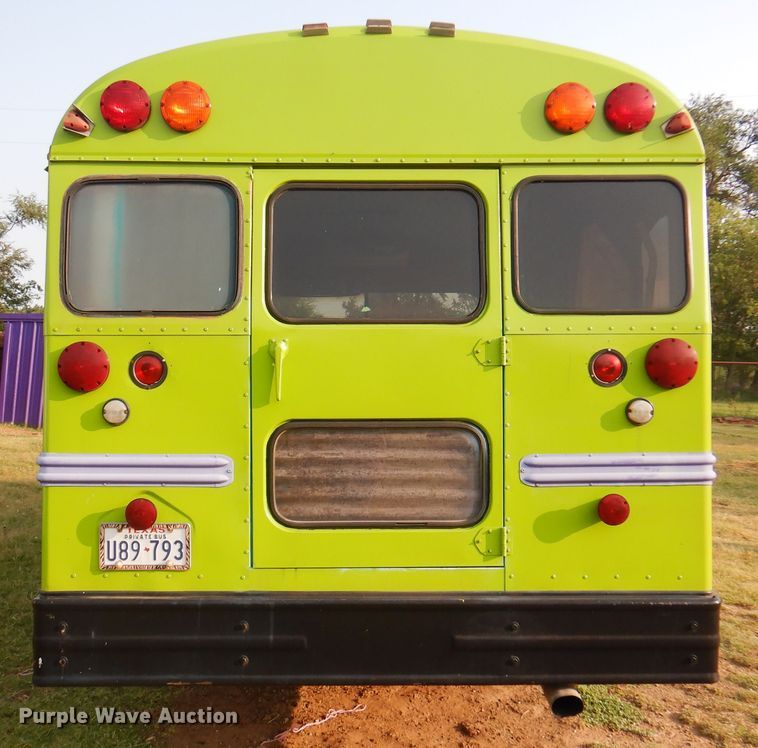 image for item DK8204 1995 International 3800 Blue Bird  school bus