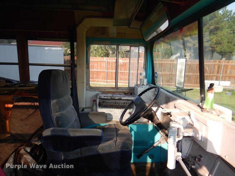 image for item DK8204 1995 International 3800 Blue Bird  school bus