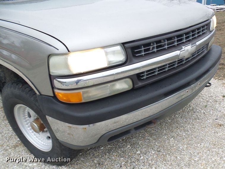 image for item DL0909 1999 Chevrolet Silverado 1500  Ext. Cab pickup truck