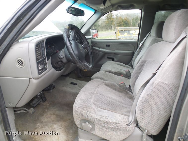 image for item DL0909 1999 Chevrolet Silverado 1500  Ext. Cab pickup truck