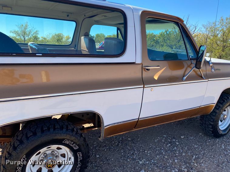 image for item DL6131 1979 Chevrolet Blazer  SUV