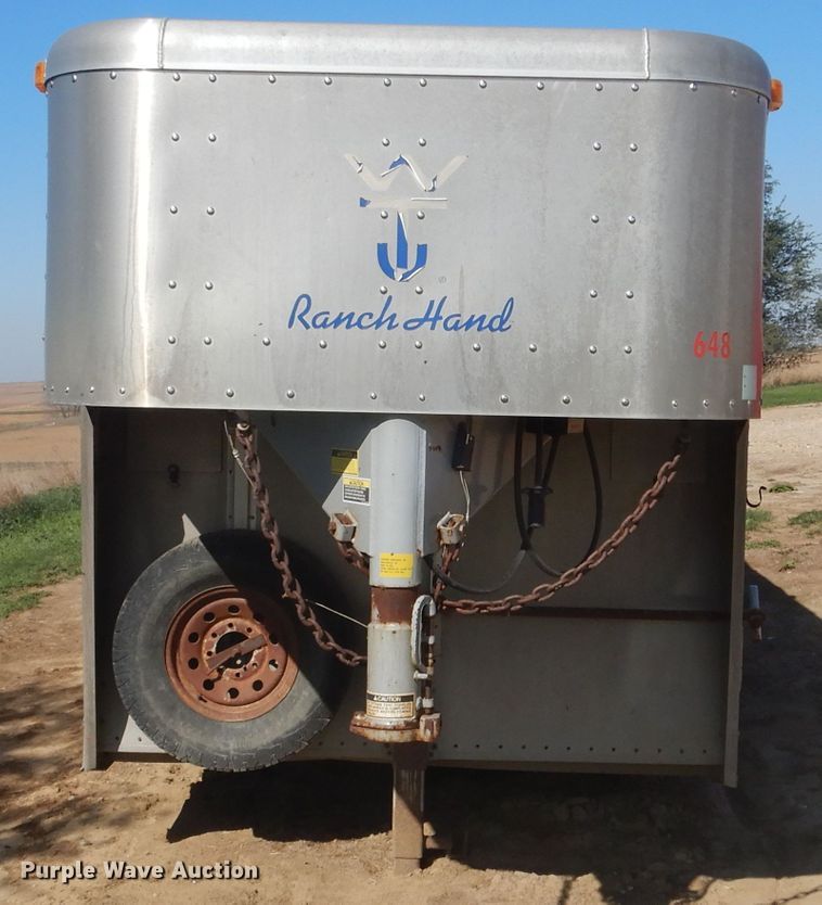 image for item DL6451 2006 Wilson PSGN-5724T  livestock trailer