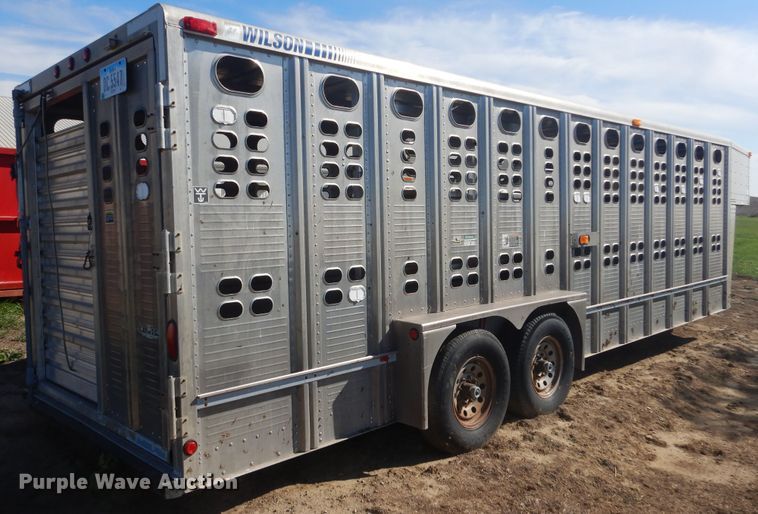 image for item DL6451 2006 Wilson PSGN-5724T  livestock trailer
