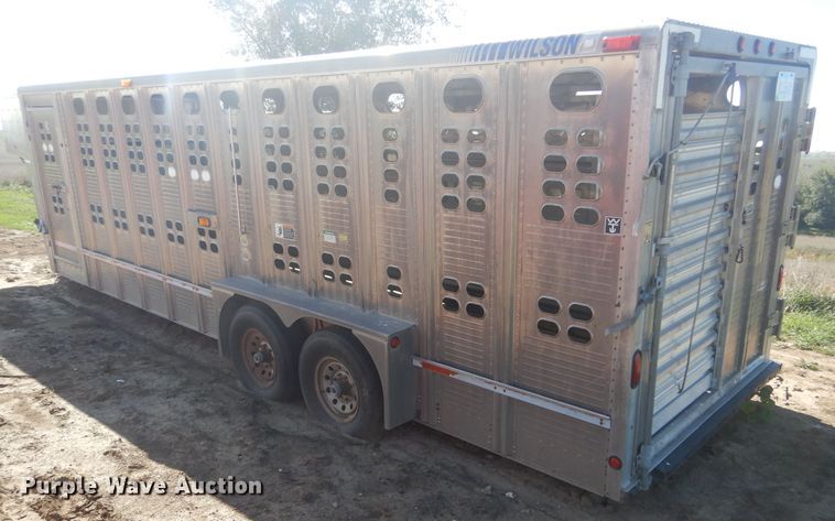 image for item DL6451 2006 Wilson PSGN-5724T  livestock trailer