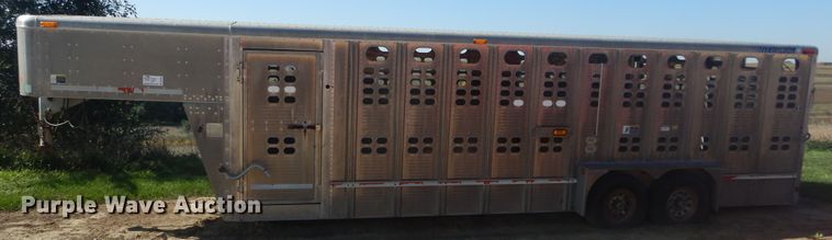 image for item DL6451 2006 Wilson PSGN-5724T  livestock trailer