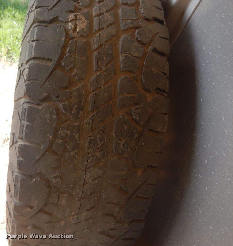 image for item DL6451 2006 Wilson PSGN-5724T  livestock trailer