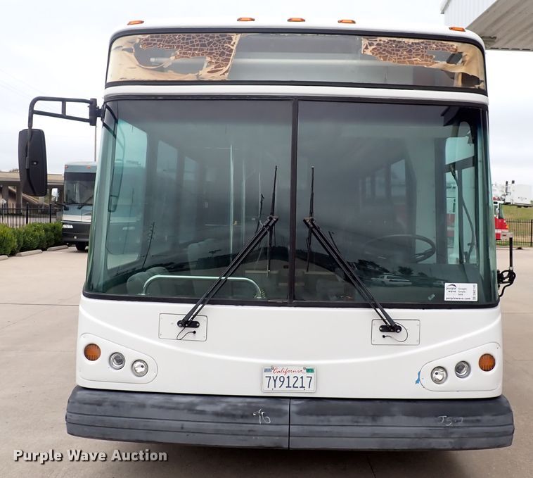 image for item DN2185 2006 El Dorado E-Z Rider II  transit bus