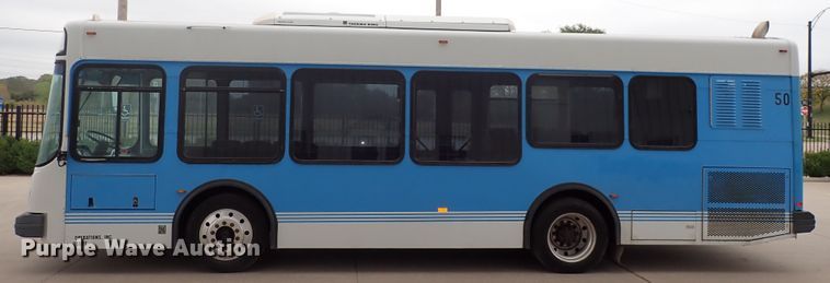 image for item DN2185 2006 El Dorado E-Z Rider II  transit bus