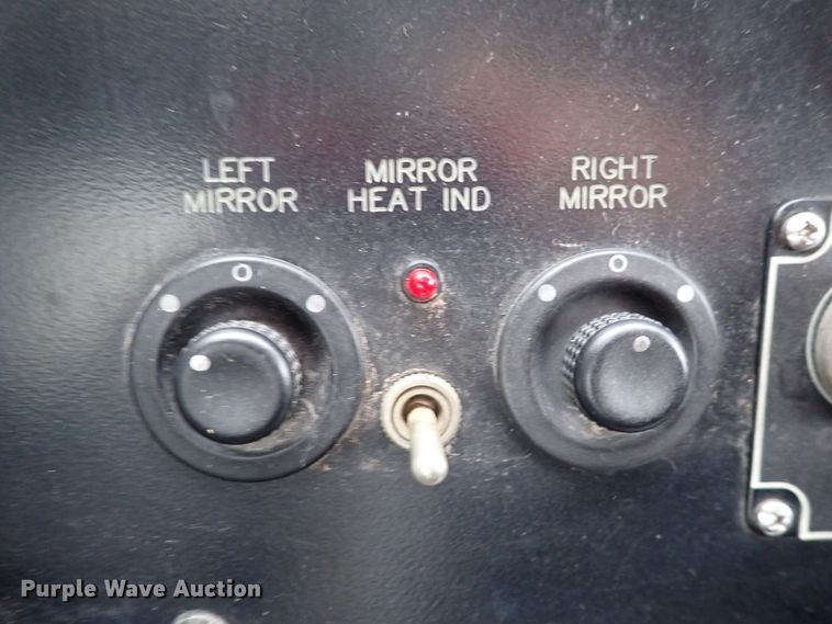 image for item DN2185 2006 El Dorado E-Z Rider II  transit bus