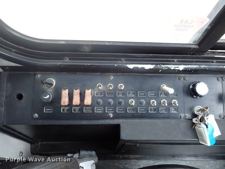 image for item DN2185 2006 El Dorado E-Z Rider II  transit bus