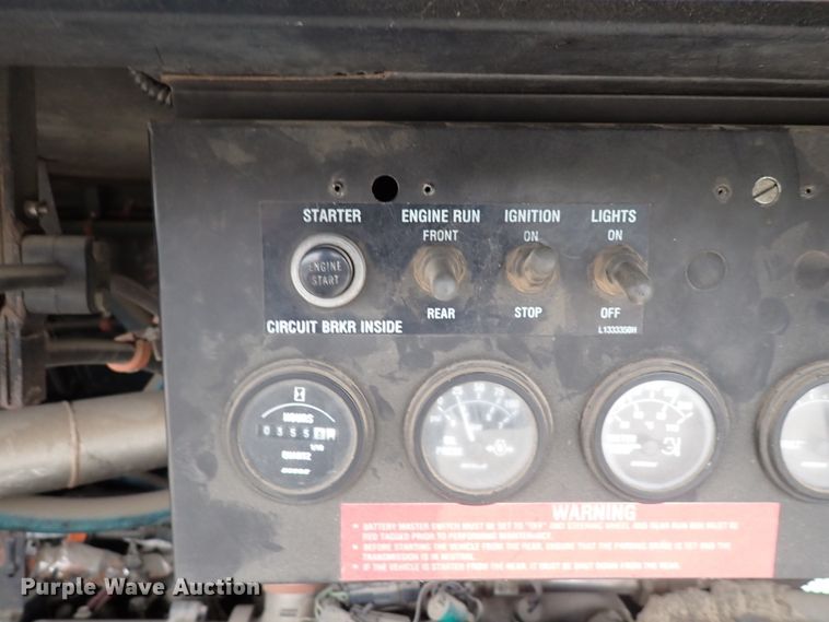 image for item DN2185 2006 El Dorado E-Z Rider II  transit bus