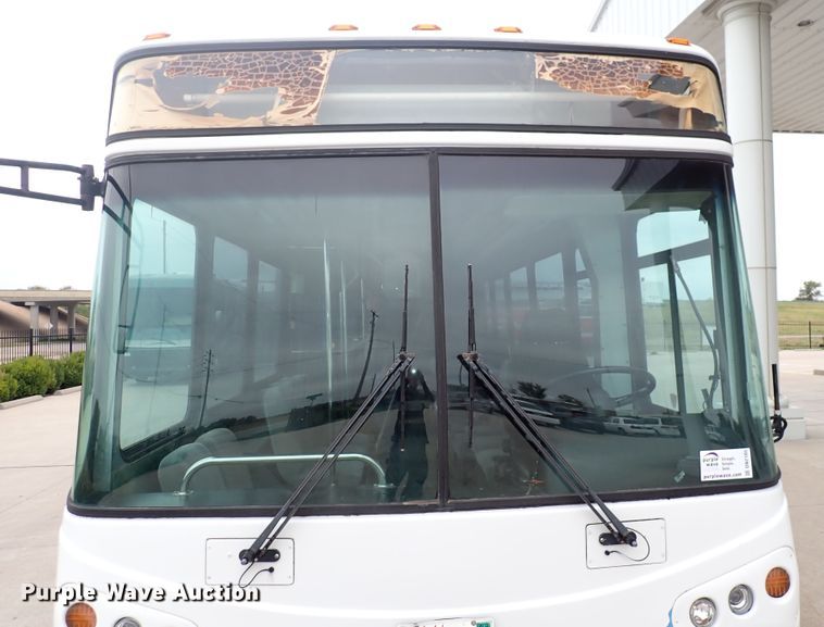 image for item DN2185 2006 El Dorado E-Z Rider II  transit bus