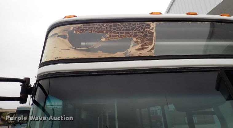 image for item DN2185 2006 El Dorado E-Z Rider II  transit bus