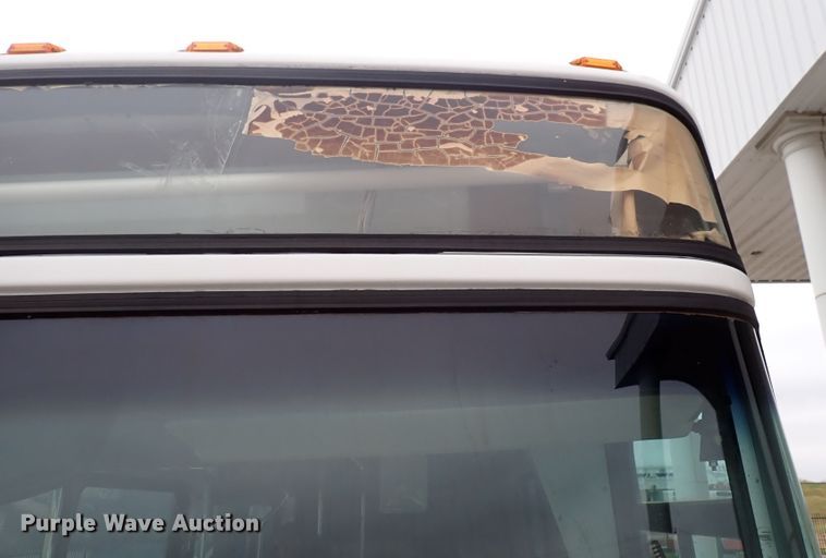 image for item DN2185 2006 El Dorado E-Z Rider II  transit bus