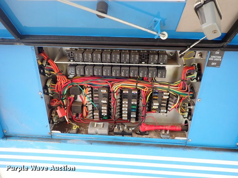 image for item DN2185 2006 El Dorado E-Z Rider II  transit bus