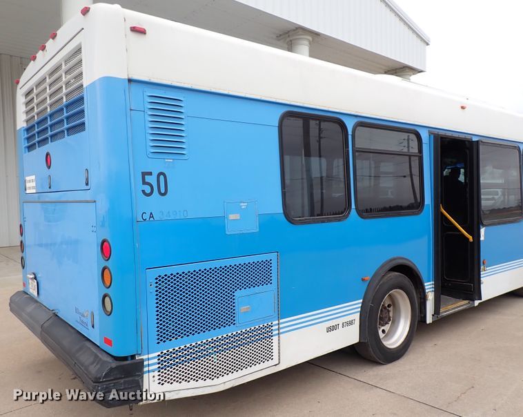 image for item DN2185 2006 El Dorado E-Z Rider II  transit bus