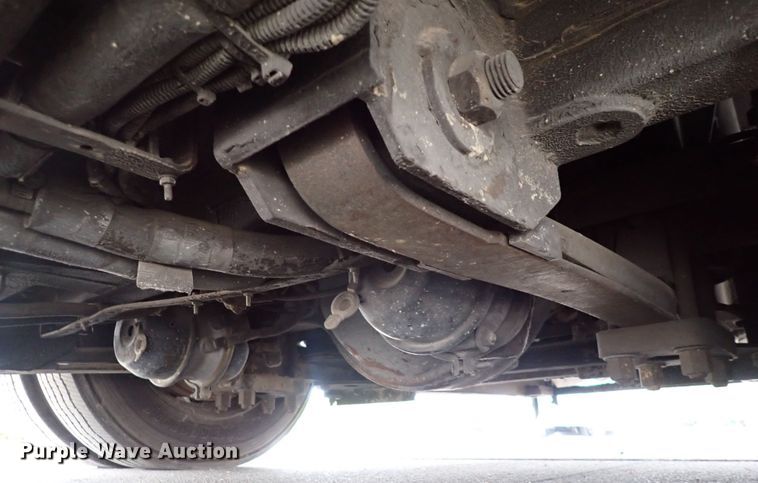 image for item DN2185 2006 El Dorado E-Z Rider II  transit bus